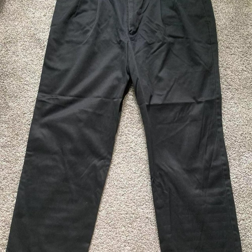 Dockers Men's Signature Khaki Pants Classic Fit